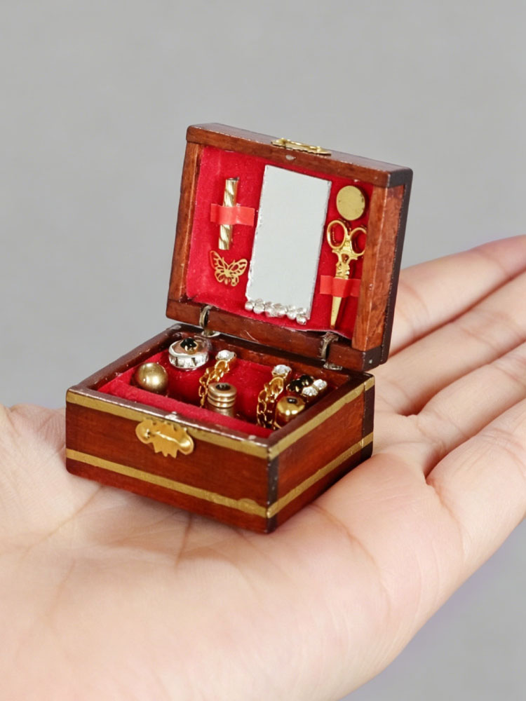 Wood Woodworking - 1: 12 Dollhouse Mini Wooden Retro