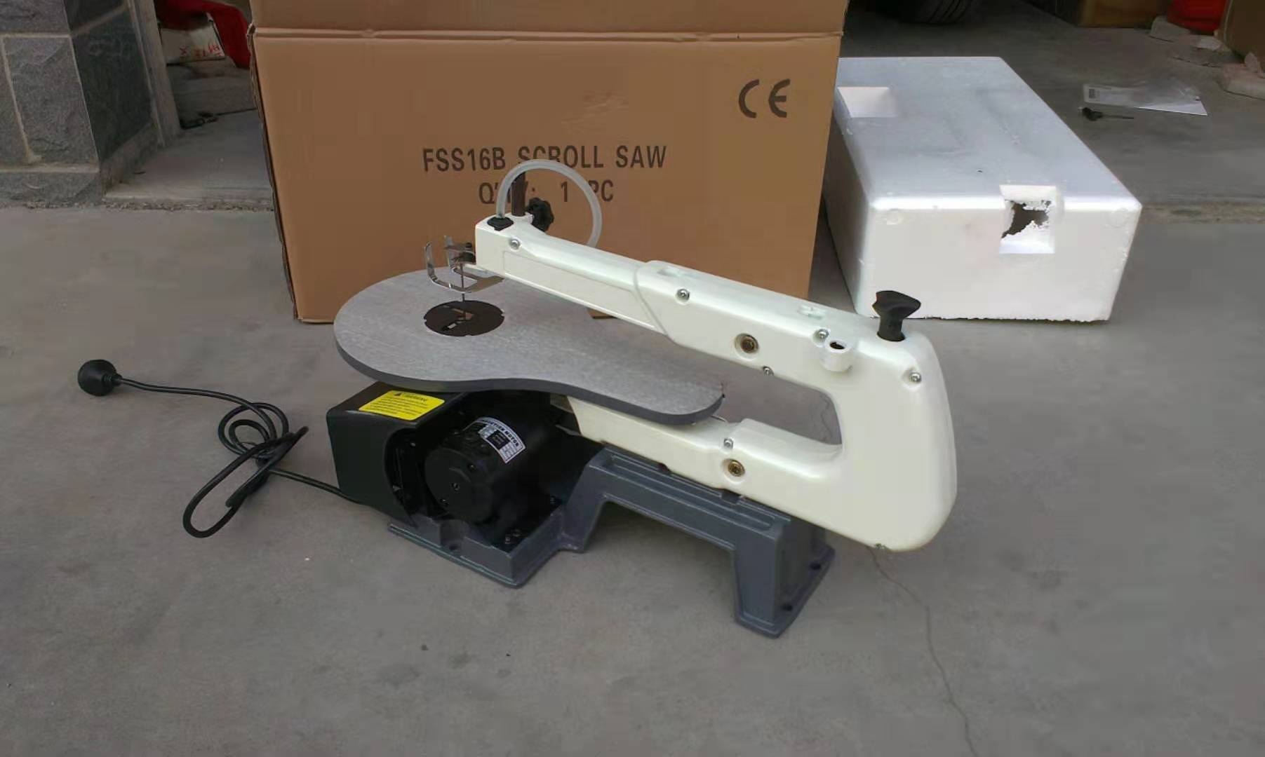 Wood Cutting Industrial Deskto - Woodworking Machine บทวิจารณ์และราคา